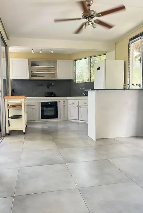 Appartement Le Ti Dauphin Plage Anse A L'Ane Les Trois-Ilets